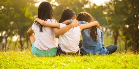 في اليوم العالمي للصداقة.. صداقات تمنح الحياة معنى أجمل