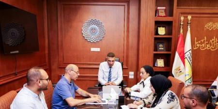 محافظ جنوب سيناء يتابع دراسة تطوير منطقة العصلة بدهب في إطار رؤية تنموية متكاملة