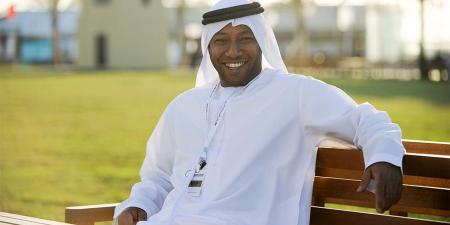 نجل أحمد سعيد لـ«الإمارات اليوم»: والدي لا يزال في المستشفى يتلقى العلاج الطبيعي.. وحالته مستقرة