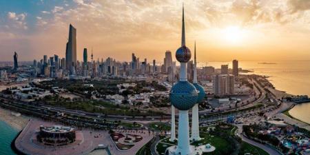 طقس الكويت المتوقع اليوم الجمعة.. حار ورطب نهاراً وحار إلى مائل للحرارة ليلاً