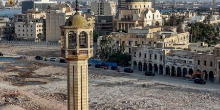 المشير حفتر يتفقد مشاريع إعمار الصابري ووسط بنغازي