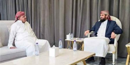 المحرّمي يناقش مع محافظ البيضاء تطورات الأوضاع الميدانية والإنسانية ويؤكد: تحرير المحافظة هدف وطني