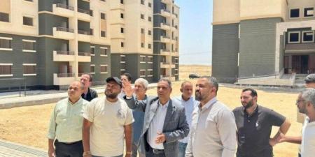 نائب رئيس هيئة المجتمعات العمرانية يتفقد مشروعات العبور الجديدة