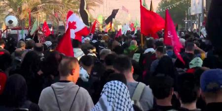 العراق | حشود غفيرة من الزوار تواصل التوافد إلى كربلاء لإحياء ذكرى أربعينية الإمام الحسين (ع)