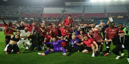 اتحاد الجزائر يتوج بلقب كأس الكونفدرالية على حساب الزمالك
