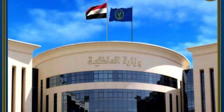 اتخاذ إجراءات قانونية ضد (3) متهمين بغسل (130) مليون جنيه