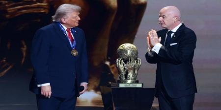 نيويورك بوست: إنفانتينو يطلب دعم ترامب للبقاء على رأس "فيفا"