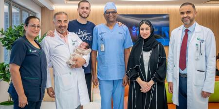 المستشفى الأمريكي _ دبي ينقذ حياة رضيع خديج بتدخل جراحي دقيق ويسجل إنجازاً جديداً في جراحات الأطفال