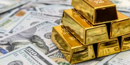 الذهب يرتفع مع تراجع الدولار