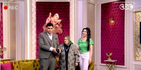 "برنامج جوهرة مصرية".. تكريم الأم المثالية بالقلادة الذهبية.. سمر الدسوقي: بناء الوعي لدى الأجيال الجديدة مسؤولية الإعلام والأسرة