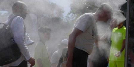 فرنسا تسجل أحرّ يوليو في تاريخها.. موجة قياسية من الحرارة والجفاف تدفع إلى قيود على استهلاك المياه