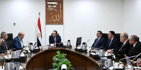 40 مليون راكب سنويا.. الحكومة تستعرض رؤيتها الاستراتيجية لمشروع مبنى الركاب «»4 بمطار القاهرة