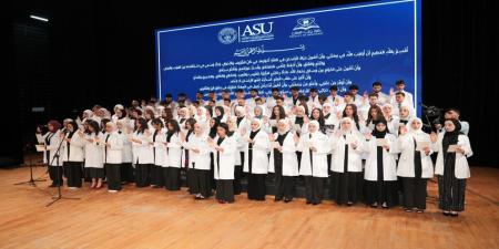 "العلوم التطبيقية" تحتفي بطلبة طب الأسنان في حفل القسم إيذانًا ببدء المرحلة السريرية