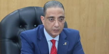 محافظ الجيزة يعتمد خفض الحد الأدنى لتنسيق القبول بالثانوي العام لـ 225 درجة