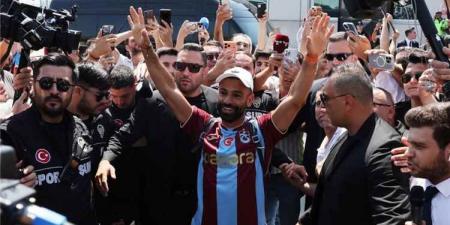 تمت التلبية فورا.. محمد صلاح يفاجئ طرابزون سبور التركي بأول طلب بعد انضمامه إليه
