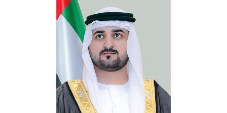 مكتوم بن محمد: محمد المر سيبقى عَلَماً من أعلام الثقافة الإماراتية