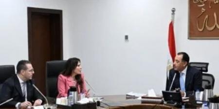 رئيس الوزراء يستعرض مقترحاً لمشروع قانون الاتحاد المصري للمطورين العقاريين