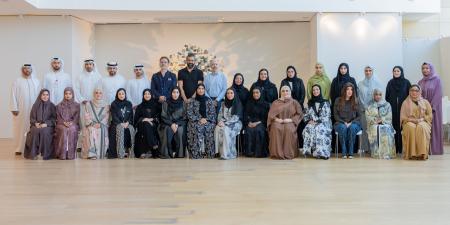 "دبي للثقافة" و"المعرفة" تبحثان دمج الفنون بالمدارس الخاصة