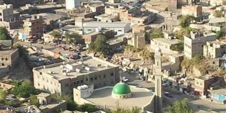 العثور على امرأة مقتولة في ظروف غامضة غربي تعز والأجهزة الأمنية توقف زوجها ووالده