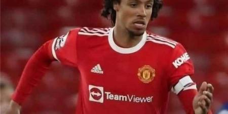 مفاجأة سارة لعشاق الكرة اليمنية.. لاعب من أكاديمية مانشستر يونايتد ينضم للأحمر