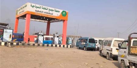أزمة غاز منزلي ووقود تشل حركة المواطنين في عدن.. وطوابير أمام المحطات