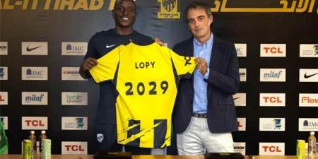 الاتحاد السعودي يتعاقد مع السنغالي ديون لوبي