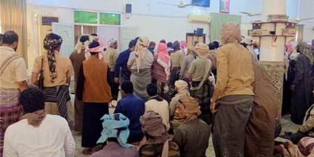 تشييع مهيب لجثمان الشهيد بشار البريكي في عتق بحضور قيادات عسكرية وشعبية