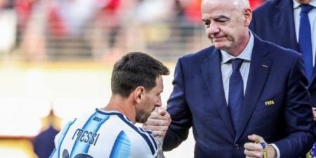 الاتحاد الأرجنتيني يحسم موقفه من إنفانتينو وسط دعوات رحيله عن «فيفا»