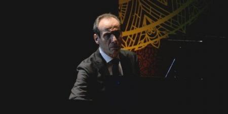 عمرو سليم يسدل الستار على مهرجان الأوبرا الصيفي بالإسكندرية