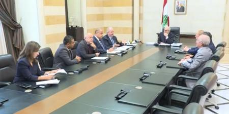 تعديل رسوم النفايات وتحديث مطار بيروت في لقاءات السراي الحكومي