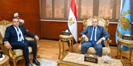 محافظ الغربية يبحث مع نقيب محامي غرب طنطا تعزيز التعاون المشترك وخدمة المواطنين