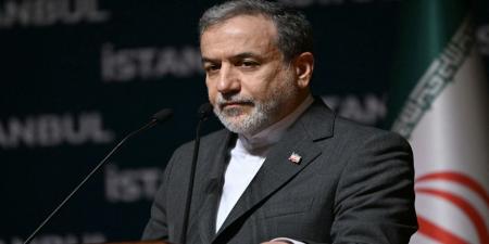 عراقجي: قريبون من التوصل لاتفاق مع عُمان بشأن طريق ملاحي جديد عبر هرمز