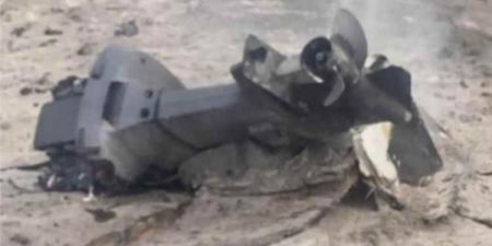 مقتل صياد إثر انفجار زورق حوثي مفخخ حاول استهداف سفينة نفطية في البحر الاحمر