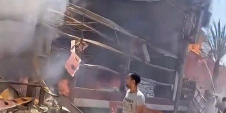 حريق هائل يلتهم مخزن بويات في قويسنا بالمنوفية