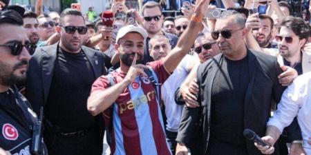 محكمة القاهرة الجديدة تستدعي محمد صلاح بسبب دعوى أتعاب محاماة