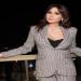 إليسا تلهم المرأة العصرية بإطلالات كلاسيكية تجمع القوة والرقي