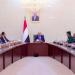 رئيس الوزراء يترأس اجتماعاً حكومياً في عدن لبحث مستجدات الأوضاع