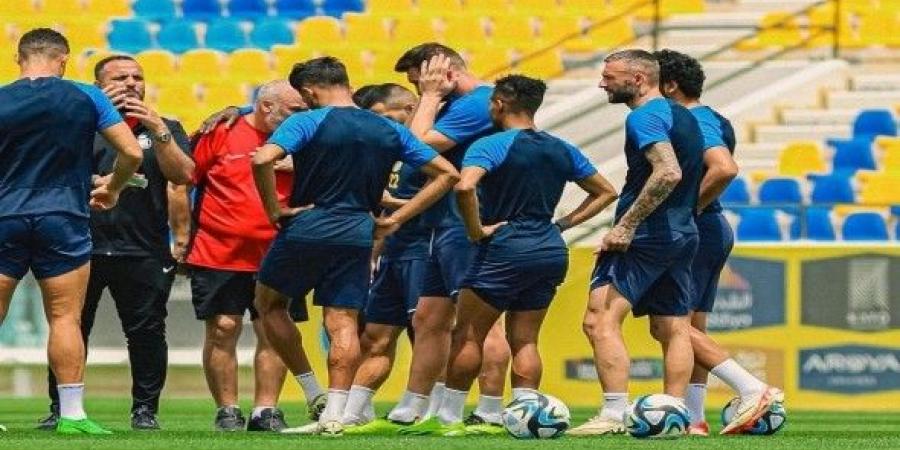 النصر السعودي يتقدم على الاتفاق بهدف نظيف في الشوط الأول