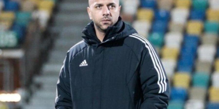 معتز إينو: مباراة الأهلي والزمالك ليس لها معايير.. لكن الأحمر يتفوق فنيًا