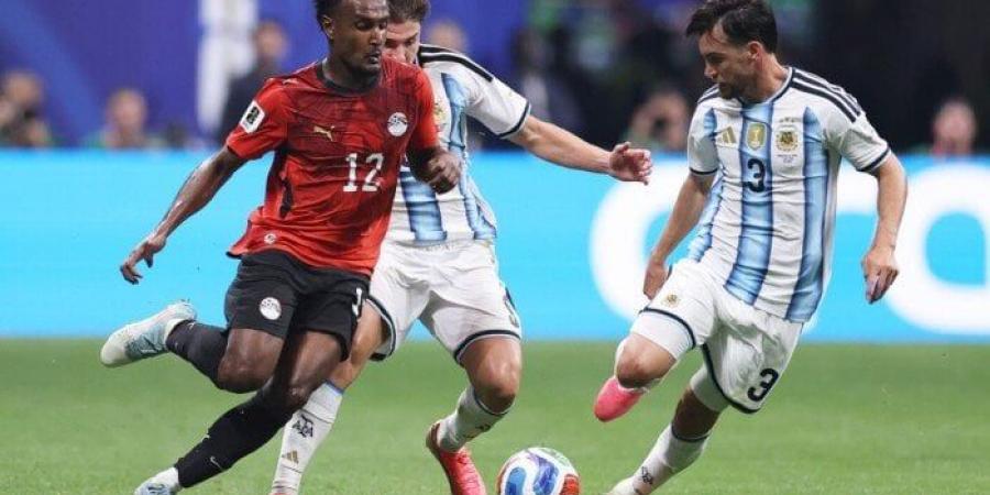 عملاق إسبانيا يراقب هيثم حسن بعد تألقه مع منتخب مصر في كأس العالم