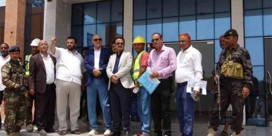 محافظ تعز يدشن المرحلة الأولى من مشروع مركز الأطراف الصناعية والعلاج الطبيعي