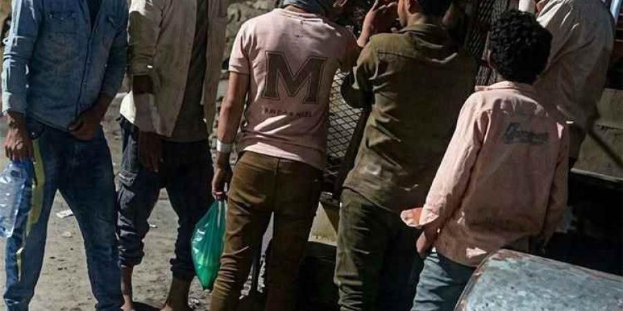 نداء عاجل من تعز.. ثلاجة مياه مجانية على وشك التوقف وآلاف المارة في خطر!