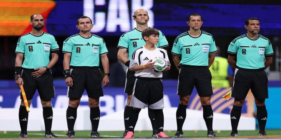 المخادمة والمغربي جيد.. حكمان عربيان يواصلان المشوار في مونديال 2026