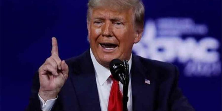 ترامب يتوعد طهران بـ"ضربات قاسية" تلتهم البنية التحتية: لن نتوقف حتى أقول "كفى" وعلى الإيرانيين الرضوخ وإلا فلن يبقى لديهم أي شيء