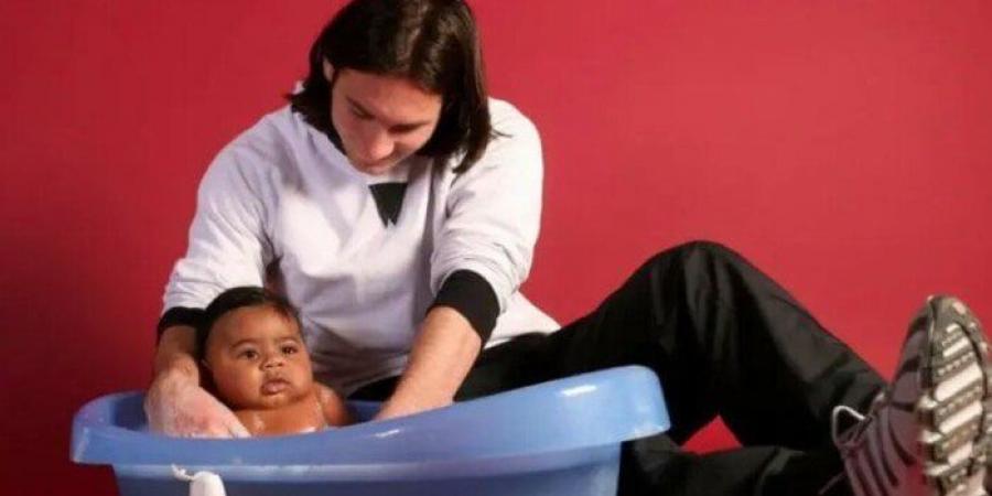 من صورة إيقونية إلى نهائي كأس العالم.. ميسي ولامين يامال يتواجهان لأول مرة