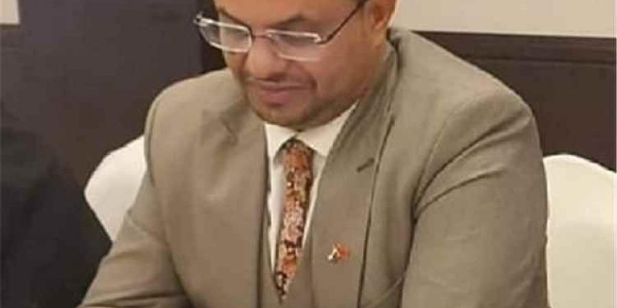 الصحفي البيل: الحوثي لا يريد فتح مطار صنعاء أمام إيران لا أمام اليمنيين