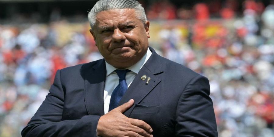 الاتحاد الأرجنتيني لكرة القدم ينفي احتجاز رئيسه في الولايات المتحدة