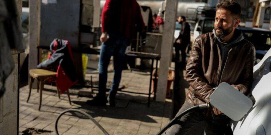 ارتفاع جديد في أسعار المحروقات بسوريا يفاقم الضغوط المعيشية ويثير موجة غضب بين المواطنين