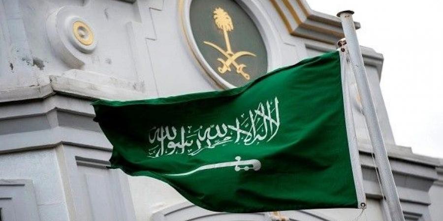 الخارجية السعودية تطالب بالوقف الفوري لأي محاولة لإغلاق مضيق هرمز