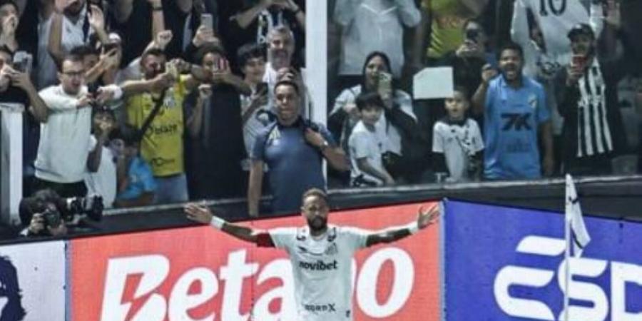 نيمار يثير الجدل باحتفال «البوكر»